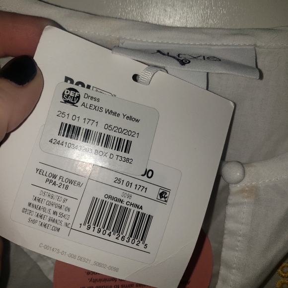 Alexis yellow floral embroiderd dress 1x - Picture 6 of 14
